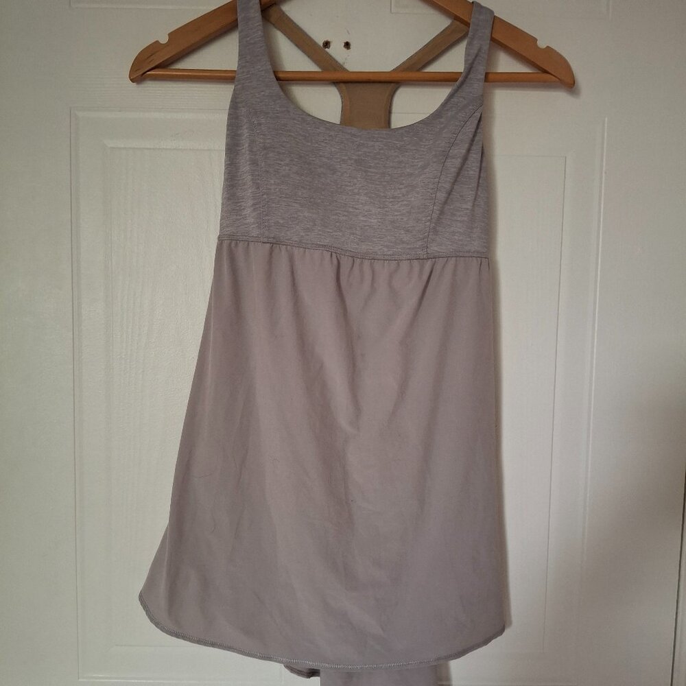 Lululemon tank top